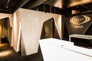 ライザップゴルフ日本橋店フロント