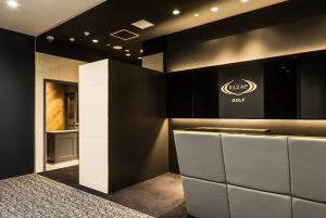 ライザップゴルフ銀座店フロント